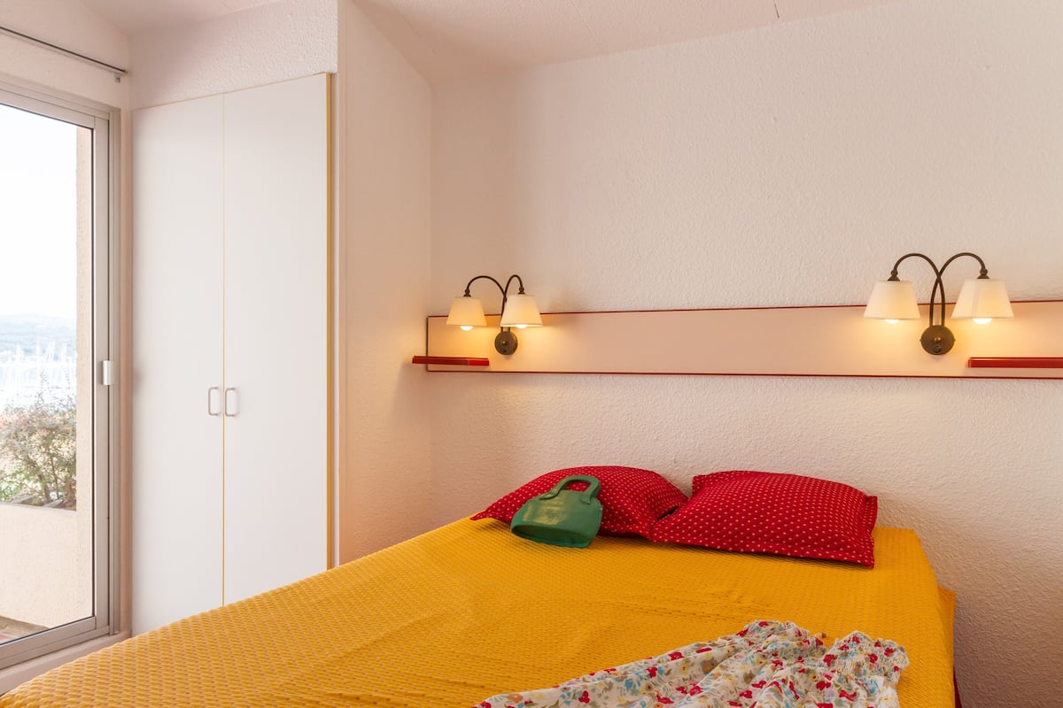 Standard Apartment, Balcony | 1 bilik tidur, Wi-fi, cadar katil