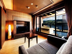 Living area - Inatori Akao Hotel (Higashiizu)