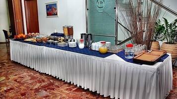 Daily buffet breakfast (EUR 5 per person)