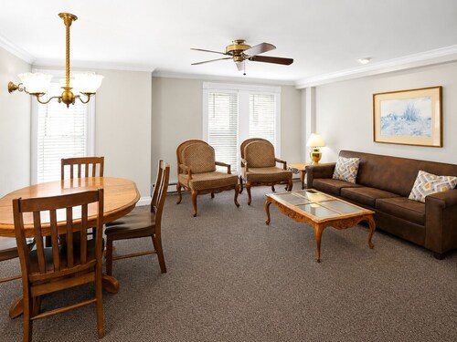 Park Hotel Condominiums