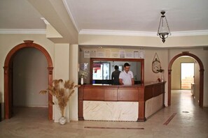 Lobby - Rosy Suites Hotel (Kusadasi)