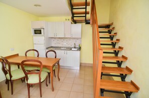 خزنة داخل الغرفة وواي فاي