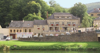 HĂŽtel les Boucles de Meuse