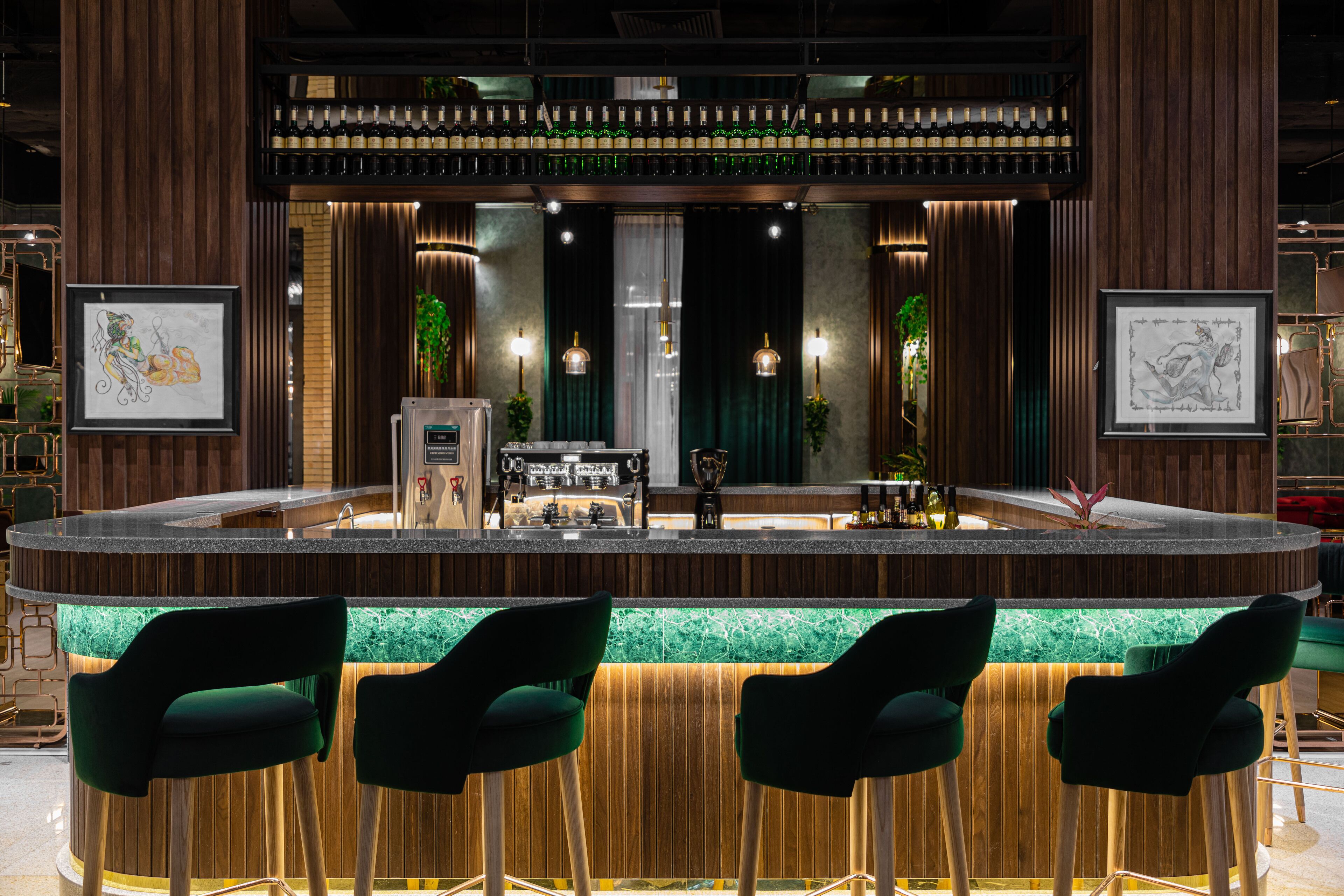 Lobby lounge