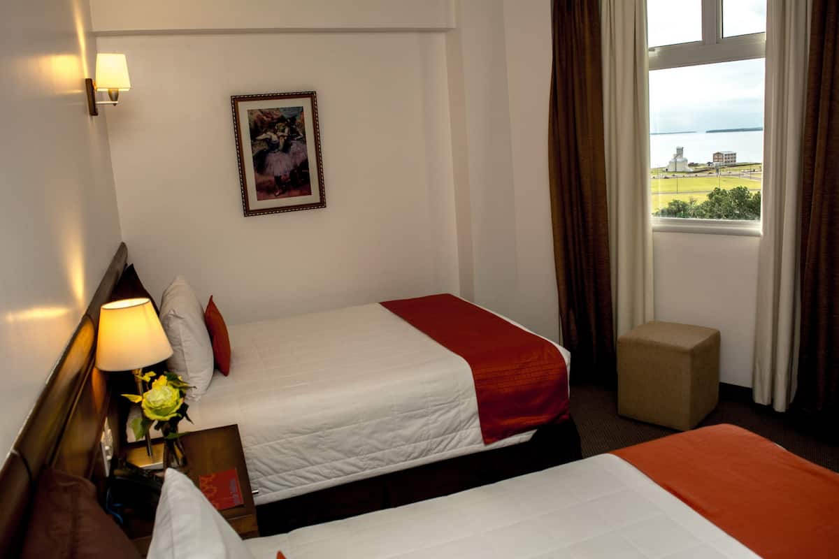 Superior Twin Room, 2 Single Beds, Non Smoking, Beach View (Parana)