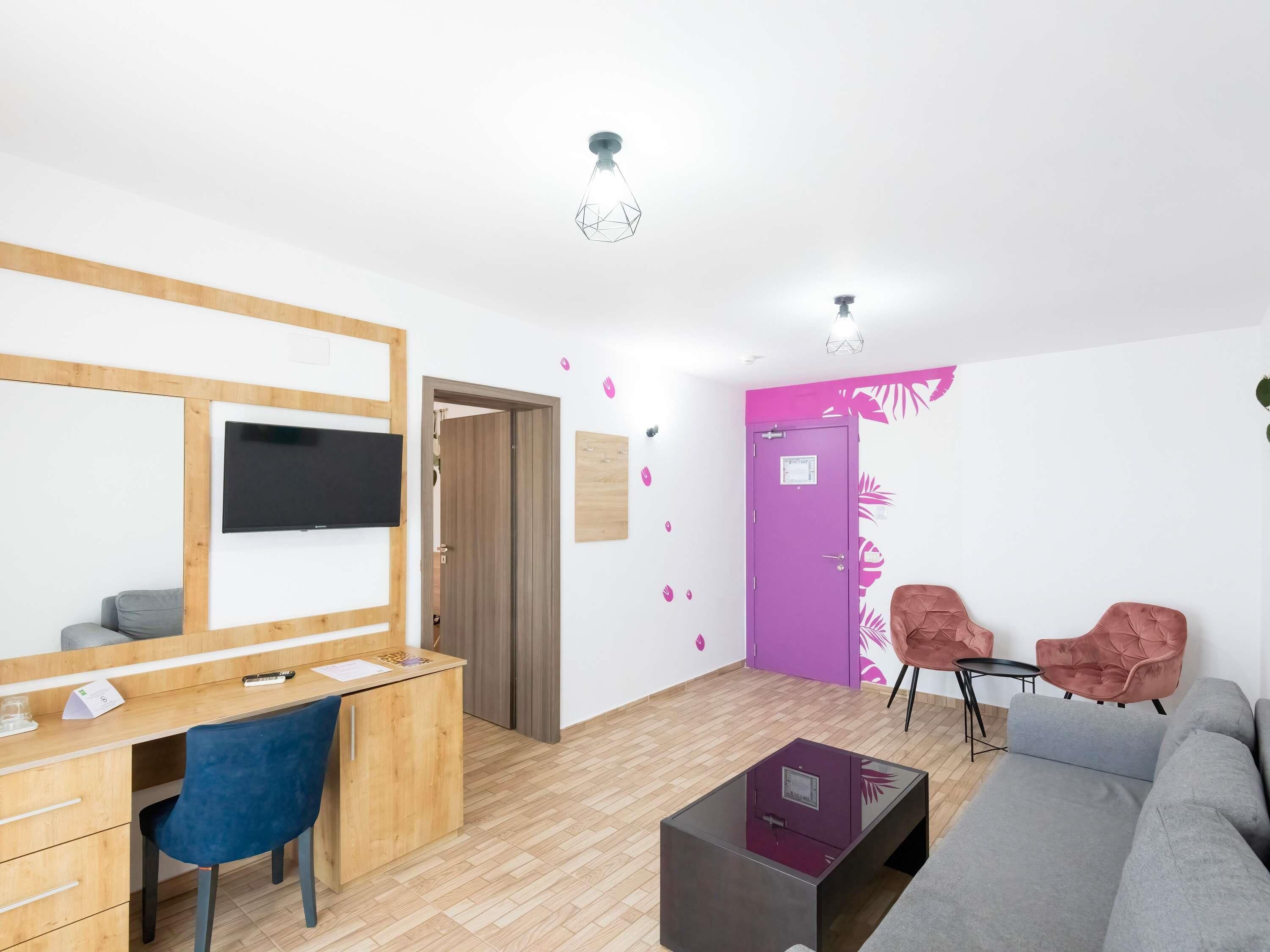 WiFi, wheelchair access