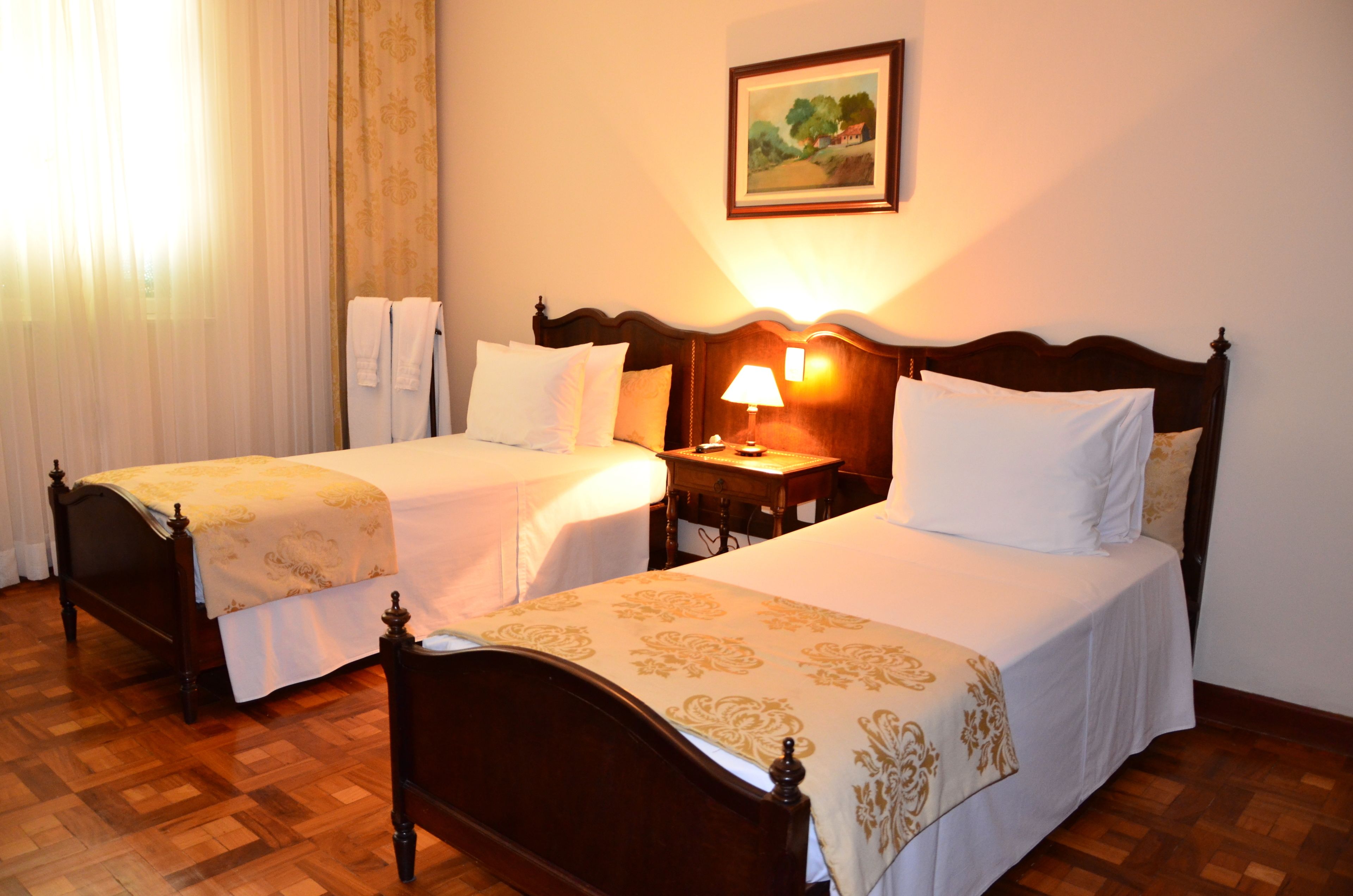 minibar, free wifi, bed sheets