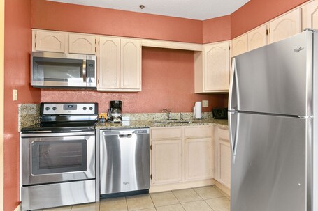 Sunrise Ridge Resort - Image 40