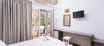 Elea Terra Hotel