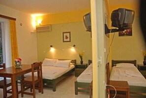 Bügeleisen/Bügelbrett, Zustellbetten, WLAN, Rollstuhlgeeignet