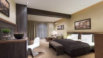 Soundproofing, free WiFi