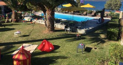 Ariadnes Holiday Accommodation II
