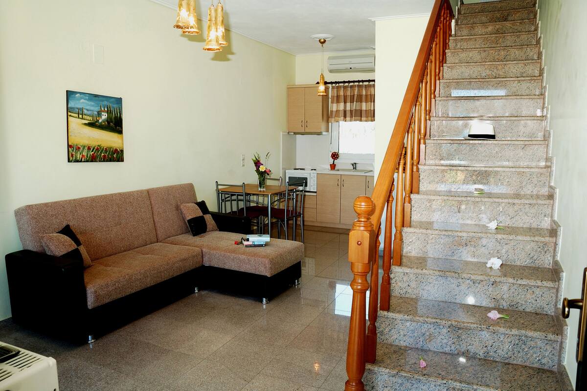 Superior Duplex | Living area | 27-inch flat-screen TV with satellite channels, TV