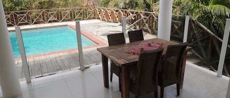 Luxury-Apartment, 2Â Schlafzimmer | Terrasse/Patio