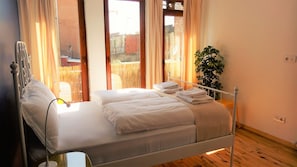 Apartment, 3 Bedrooms, Terrace | Premium bedding, memory foam beds, individually furnished - Kunterbunt Aparts Istanbul (Istanbul)