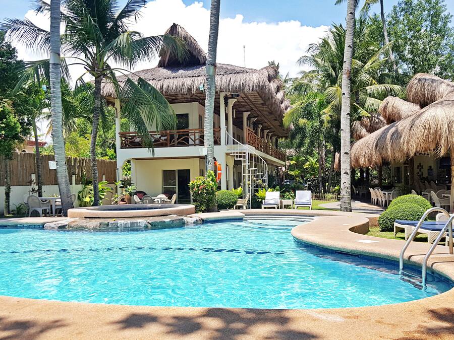 Outdoor pool, pool loungers