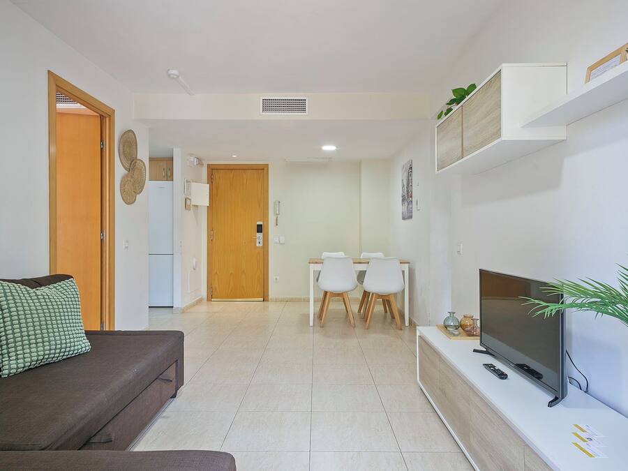 Appartamento, 2 camere da letto (6p) | Area soggiorno | TV a schermo piatto