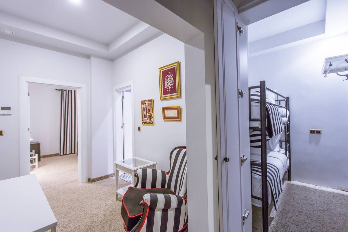 suite | 1 bedroom, soundproofing, iron/ironing board, free wifi