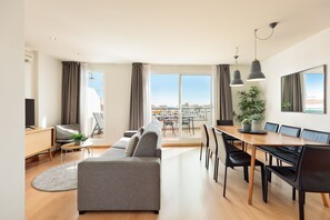 Dúplex, 2 habitaciones, terraza | Comedor