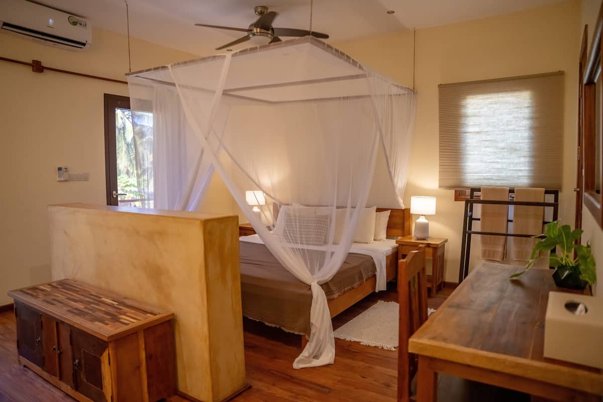 Luxury Apartment, 1 Bedroom | 1 bedroom, premium bedding, in-room safe, desk
