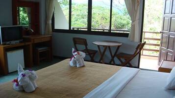 Superior Double Room - Monthly Rate | Berços grátis, camas extras/dobráveis (sobretaxa), Wi-Fi de cortesia