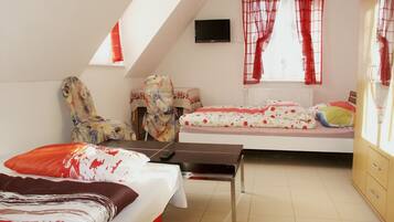 Habitació amb dos llits individuals | Wifi gratuïta i roba de llit