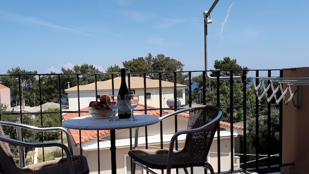 Unclassified image, 1 of 40, button - Alexander Apartments (Kefalonia)