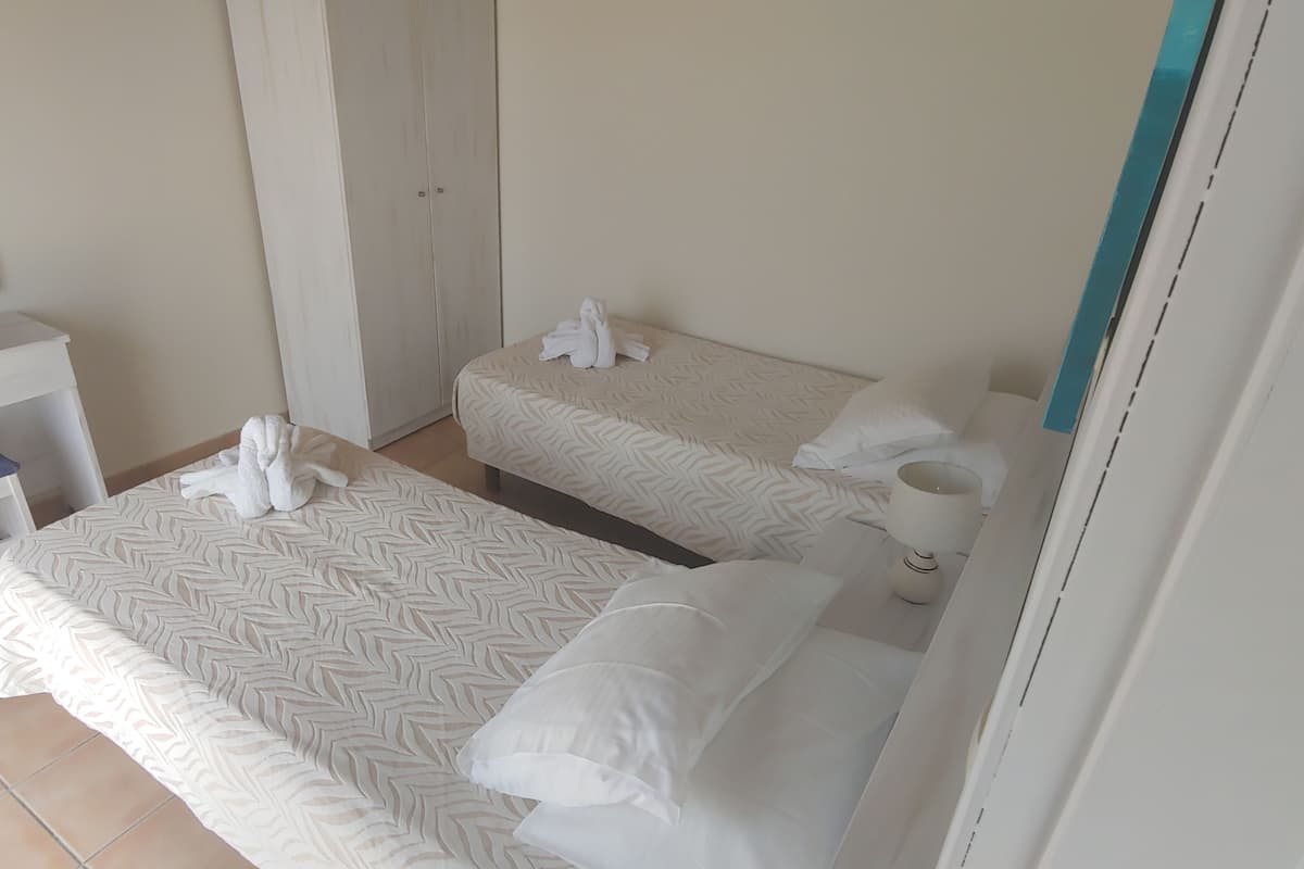 Soundproofing, iron/ironing board, free WiFi, bed sheets