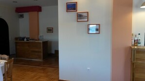 In-room safe, blackout drapes, soundproofing - Lazareto Palace (Ithaki)