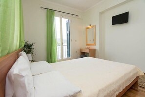 開放式客房 | 客房內保險箱、遮光布/窗簾、隔音、熨斗/熨衣板