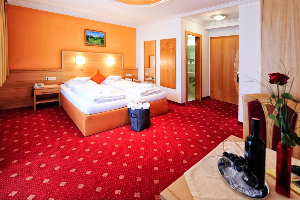 Double Room, Mountain View