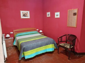Free WiFi, bed sheets - Camping i Hotel la Soleia d'Oix (Montagut)