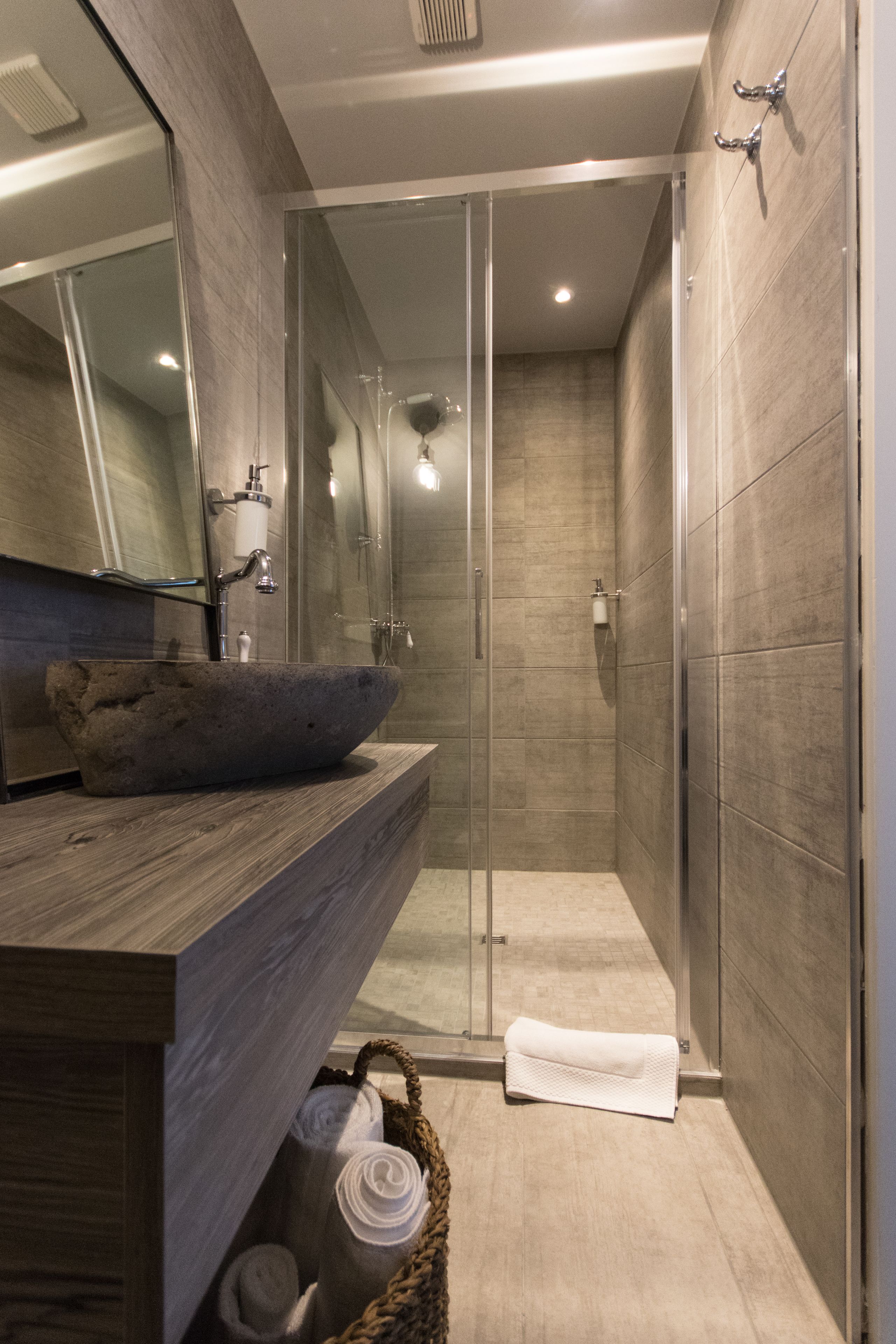 junior suite, 1 bedroom, terrace | bathroom | shower, hair dryer, towels