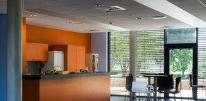 Daily buffet breakfast (EUR 10 per person) - Adonis Dijon Maison Internationale (Dijon)