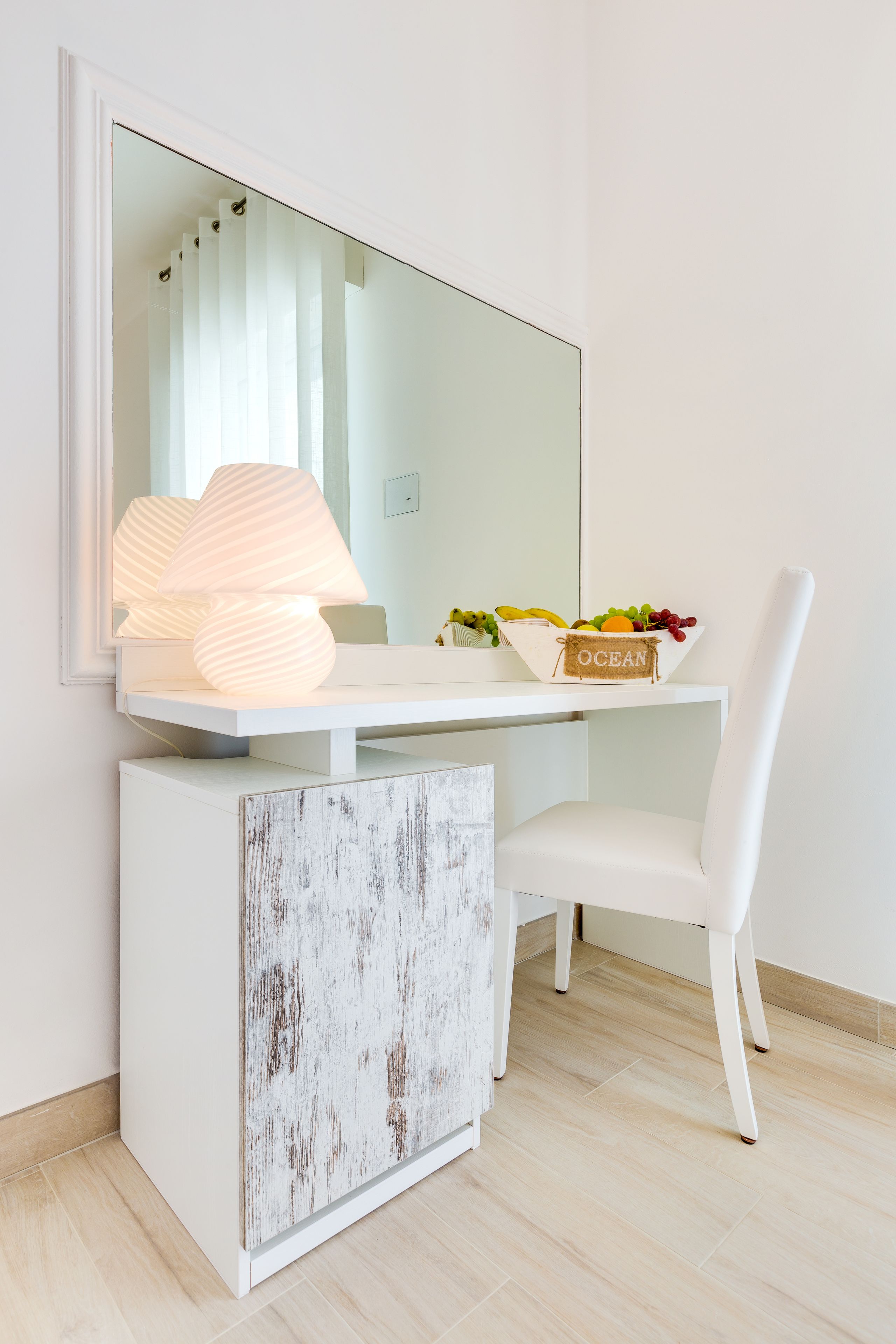 1 bedroom, premium bedding, in-room safe, desk