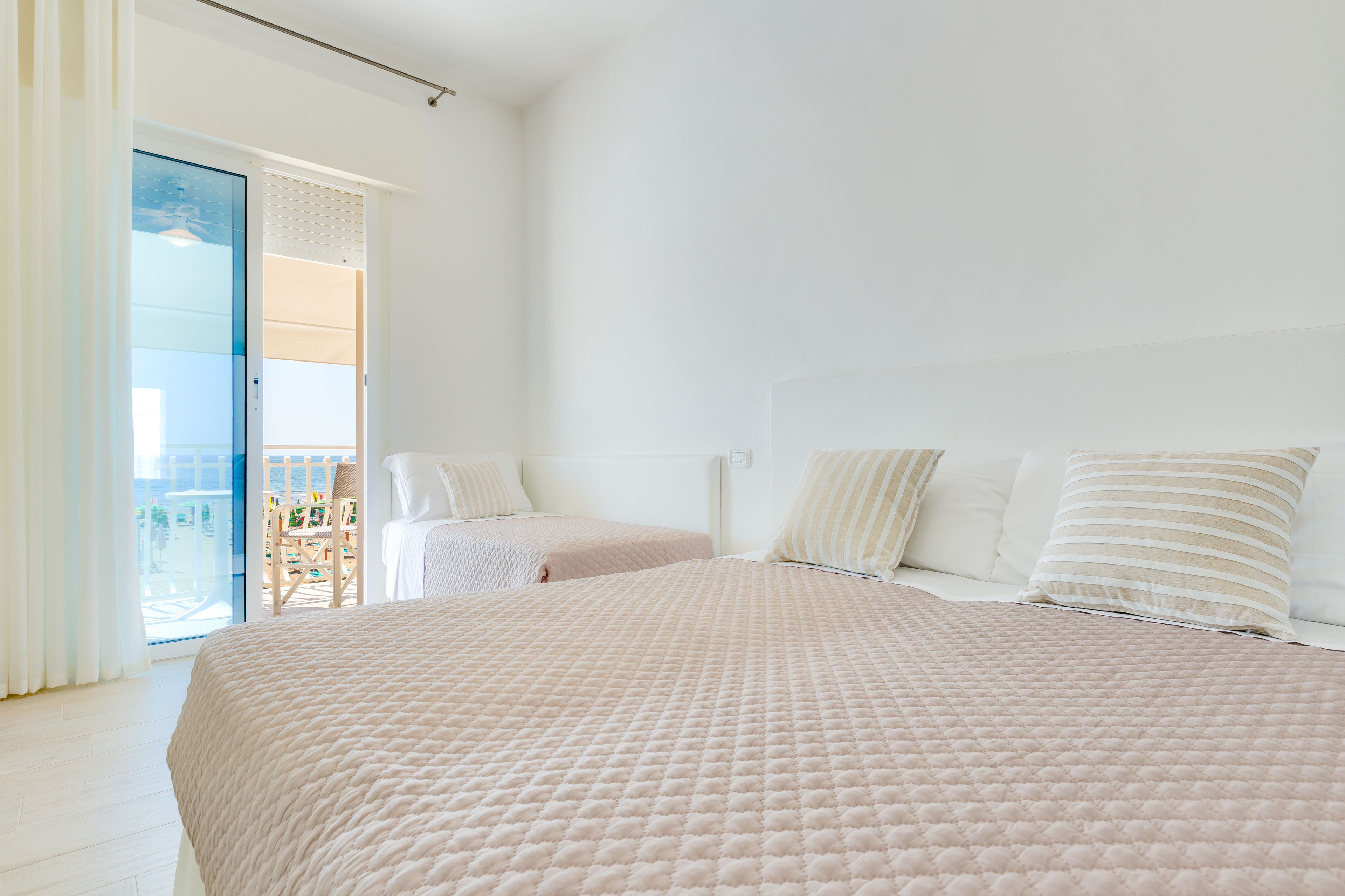 superior room | 1 bedroom, premium bedding, in-room safe, desk