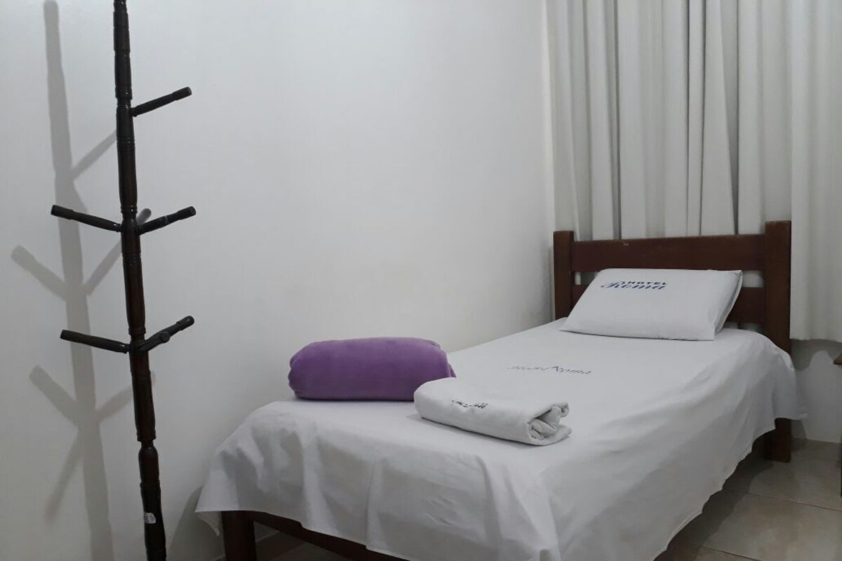 Single Room | Minibar, iron/ironing board, free WiFi