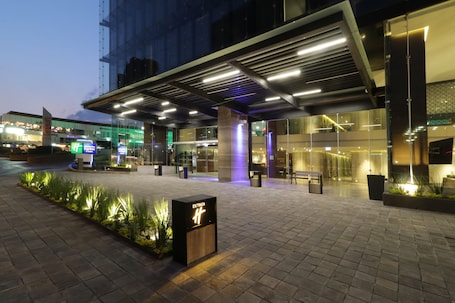 Exterior. Holiday Inn Express & Suites Monterrey Valle by IHG