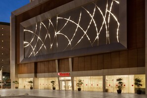 Property entrance - Resort Hadera Hotel By Jacob (Hadera)