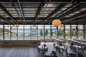 Breakfast, lunch, dinner and brunch served - Resort Hadera Hotel By Jacob (Hadera)