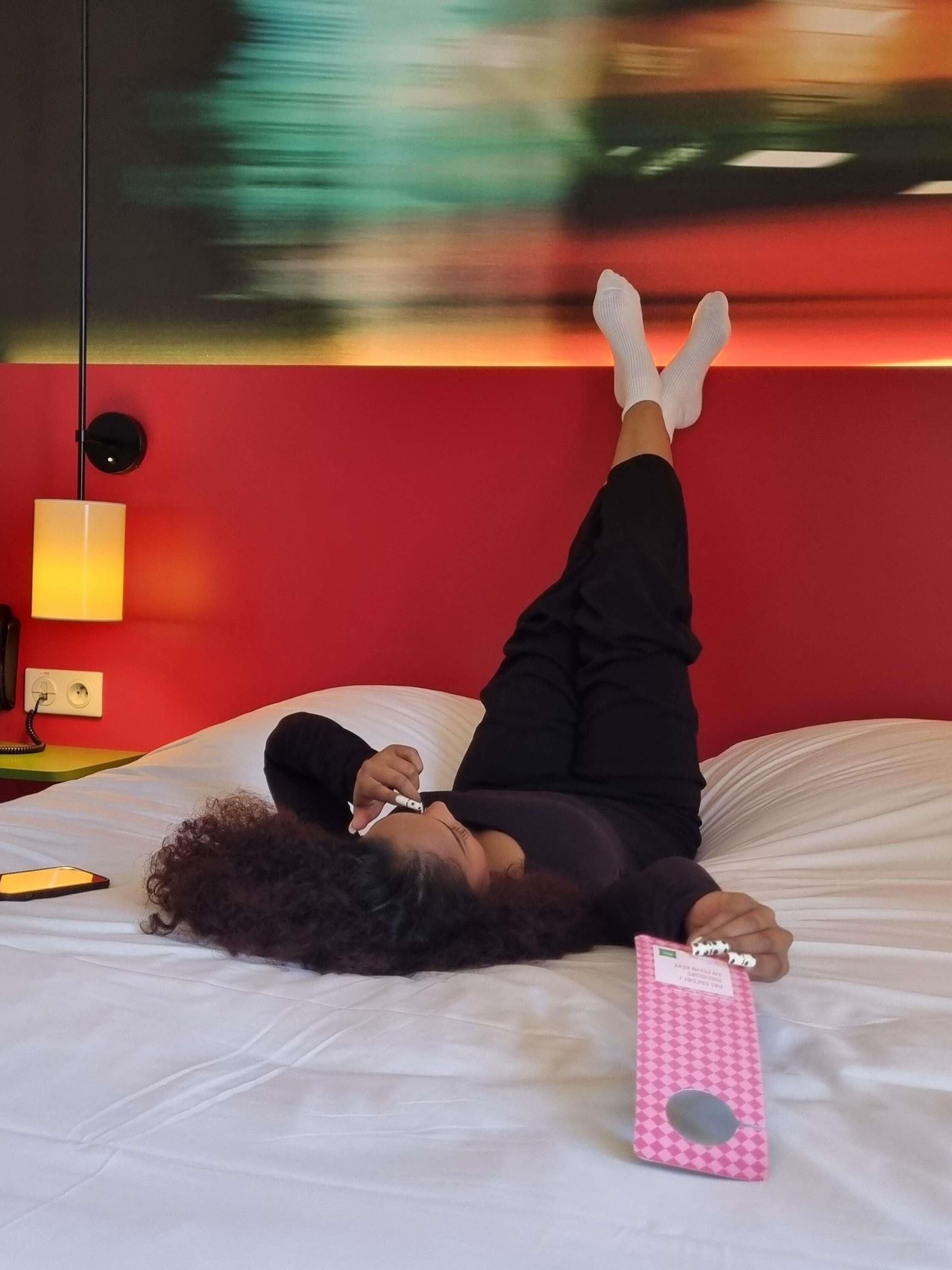 Pillowtop beds, desk, soundproofing, free WiFi