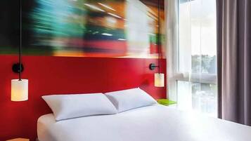 Surmatelas, bureau, chambres insonorisées, Wi-Fi gratuit