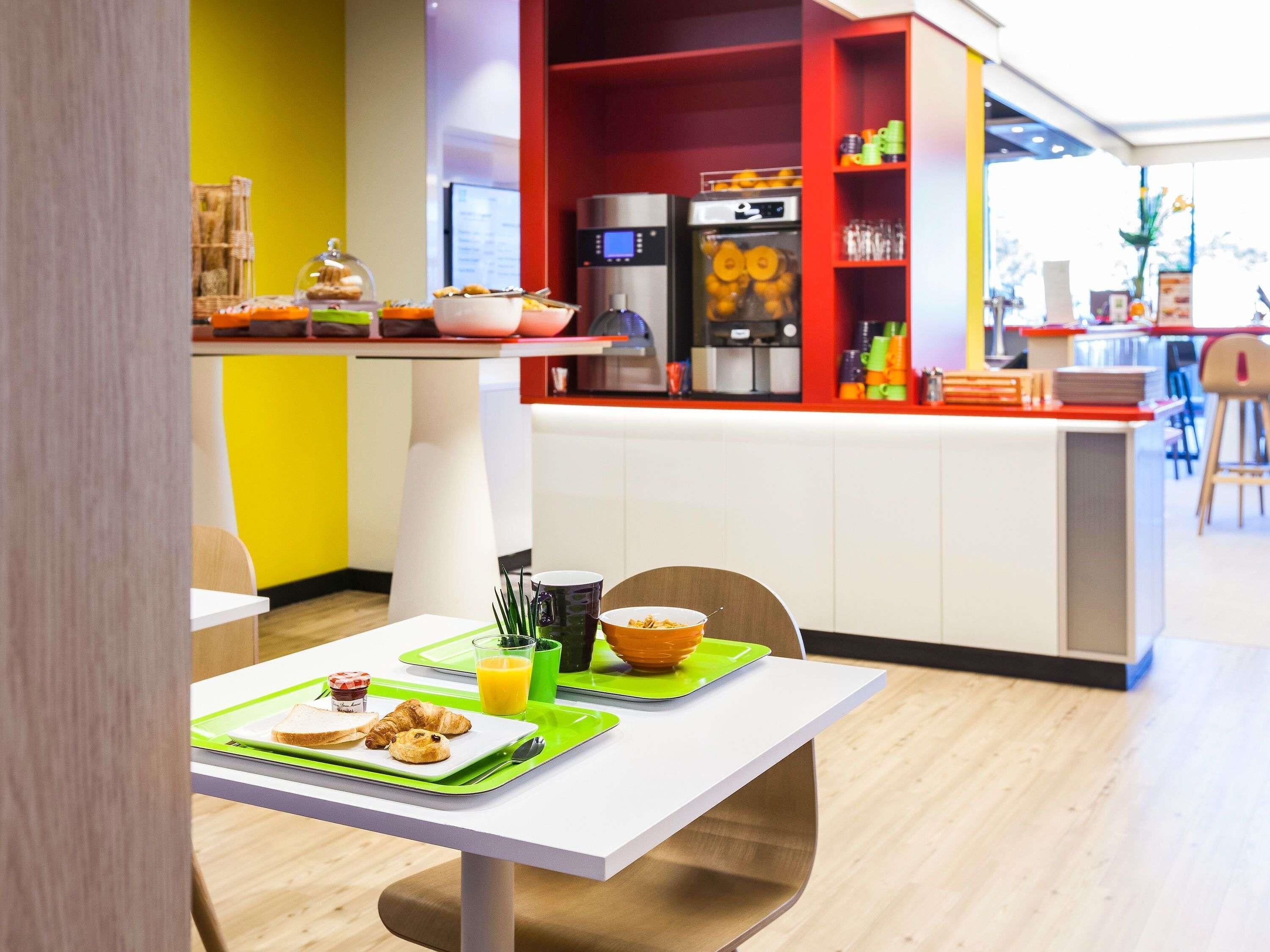 Desayuno continental incluido todos los días 