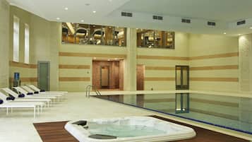 Tina de hidromasaje interior