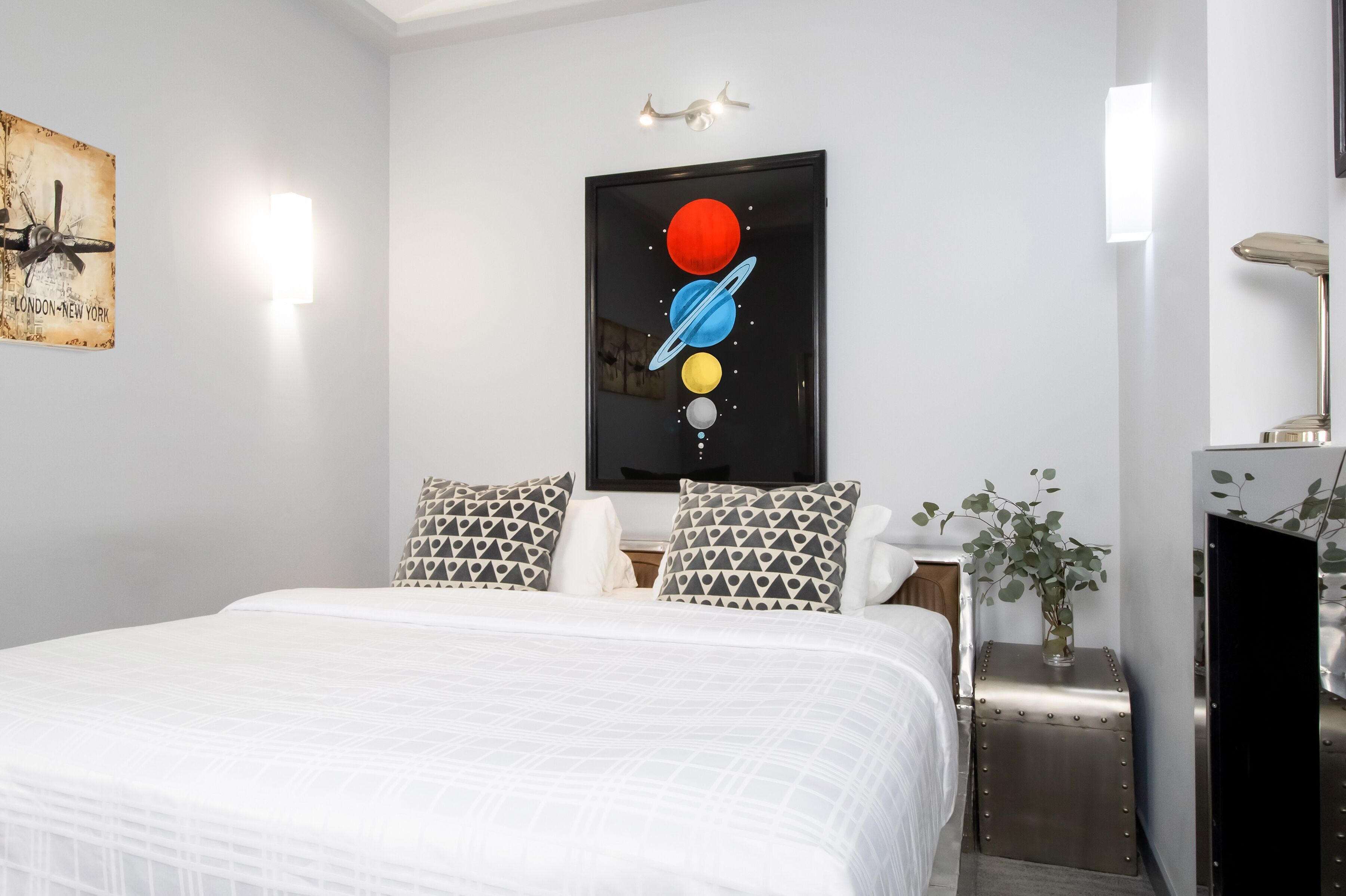 Premium bedding, individually decorated, individually furnished, desk