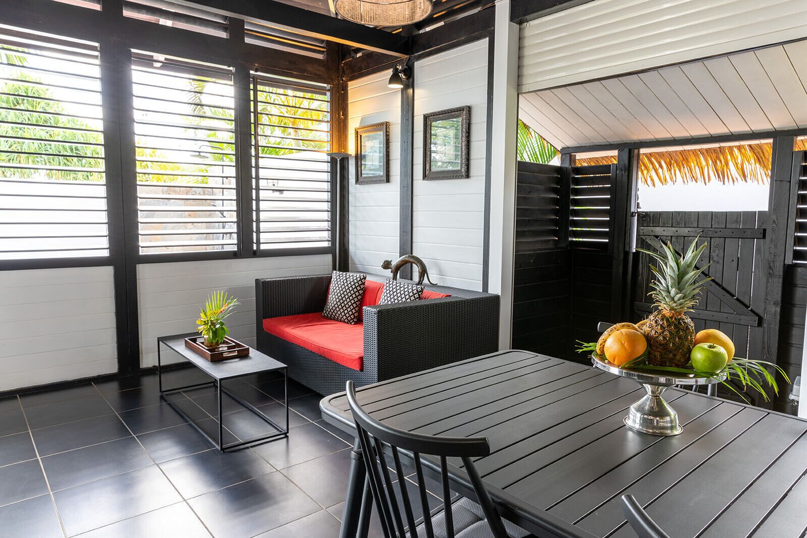Villa LODGE, Piscine privée | 起居区 | 平板电视、DVD 播放器