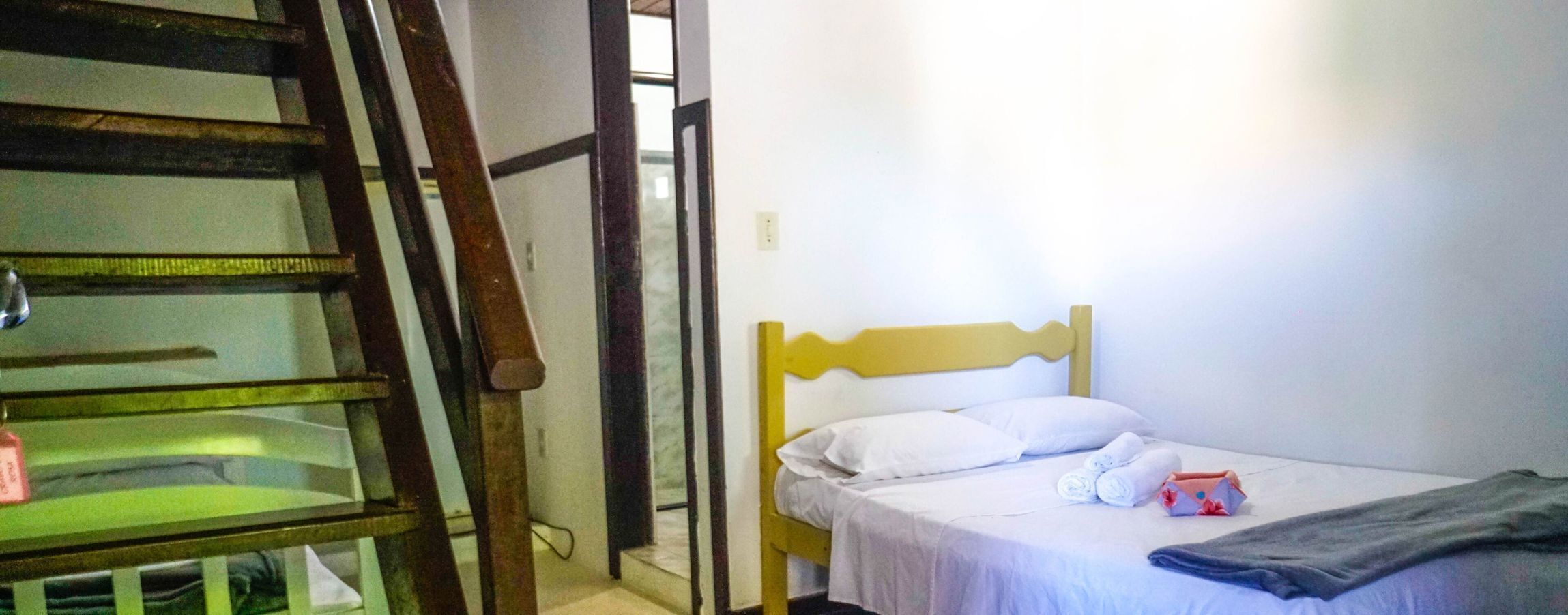 Minibar, free WiFi, bed sheets