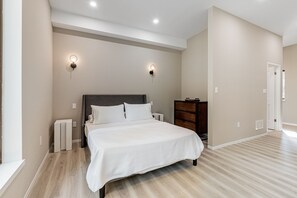 Interior detail - Nomi Resort (Dysart et al)