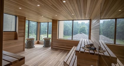 Nomi Resort