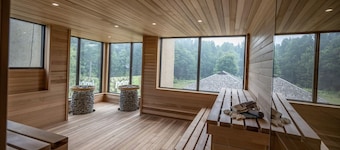 Nomi Resort